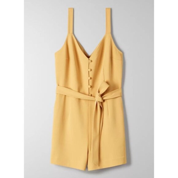 Aritzia Little Moon White Petunia short romper size 10 - Picture 2 of 16